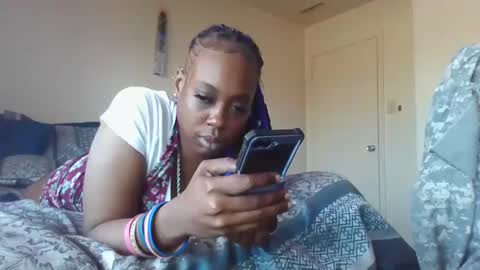 mary mack online show from February 25, 8:00 pm