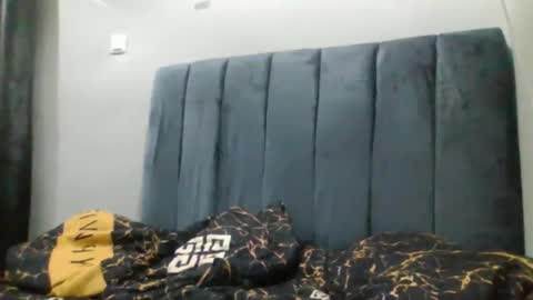 Zia online show from November 9, 11:55 pm