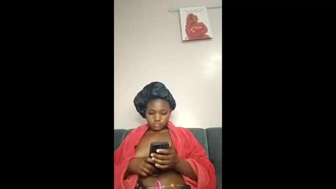 cutezola online show from February 13, 6:37 am