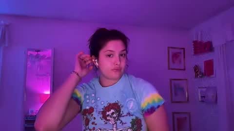 Cutieoggg420 online show from January 2, 10:44 pm