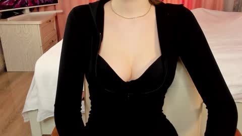 Mila online show from February 16, 8:36 am