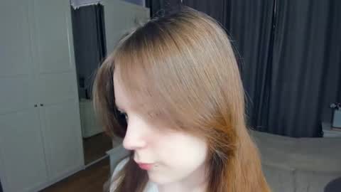 Anne online show from March 27, 7:32 am