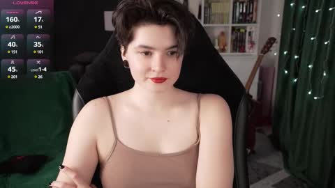 Helen Blossom online show from February 19, 8:10 pm