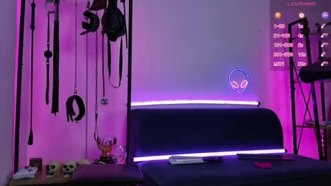 Lily Goddess online show from April 18, 12:13 am