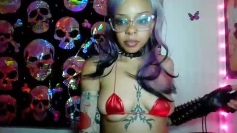 nerdyhotgoth online show from July 5, 9:26 am