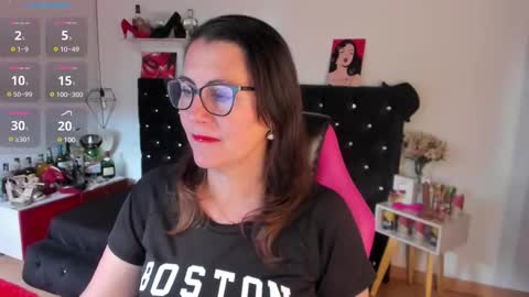 Mia  online show from February 21, 12:17 pm