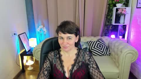 Demi online show from October 22, 7:46 am