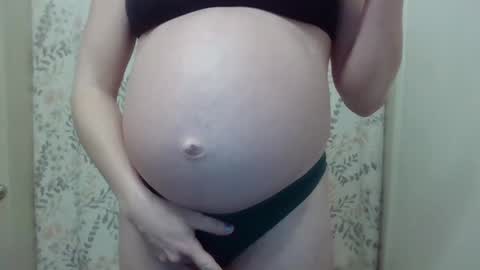 daddys good girl online show from December 3, 8:28 pm