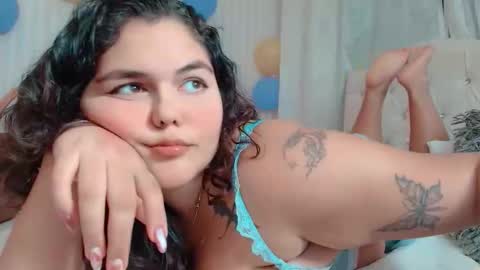 daeneryslove_doll online show from October 16, 9:34 am