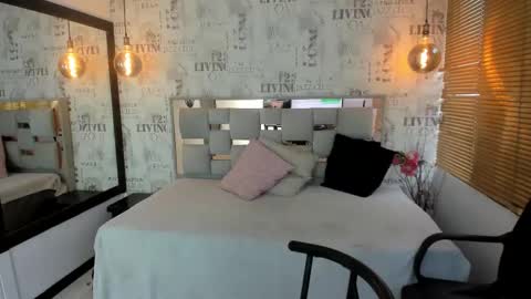 dafne_20 online show from September 12, 8:49 pm