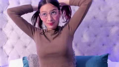 dafne_bss online show from February 18, 5:17 am