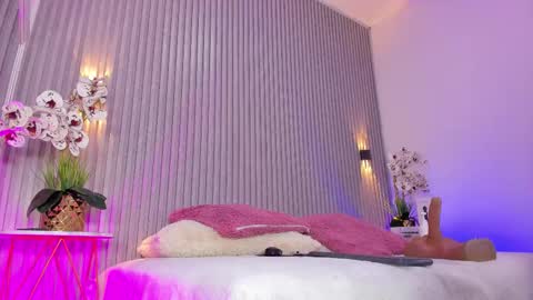 dafnecox online show from March 12, 3:53 am