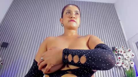 dafnecox online show from October 30, 3:42 am