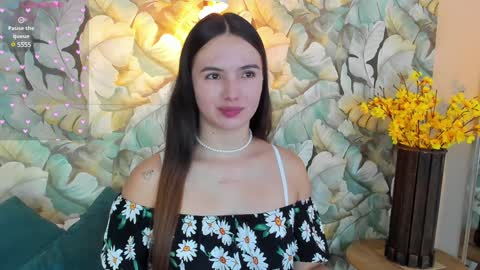 Dafne  online show from February 4, 8:38 pm