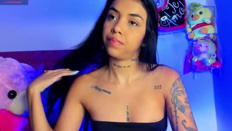    online show from March 7, 9:18 am