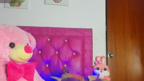    online show from October 3, 8:30 am