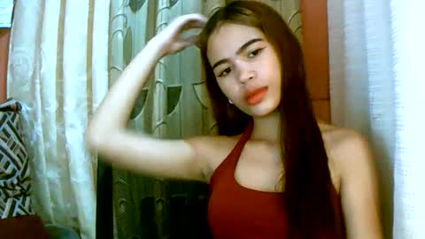 Im Dahlia online show from December 22, 1:44 am