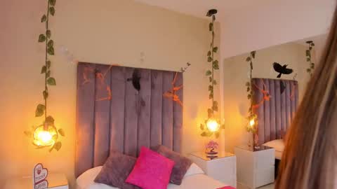 Dahlia online show from October 9, 9:41 pm