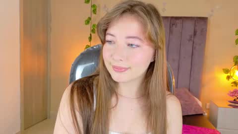 Dahlia online show from February 21, 2:07 pm