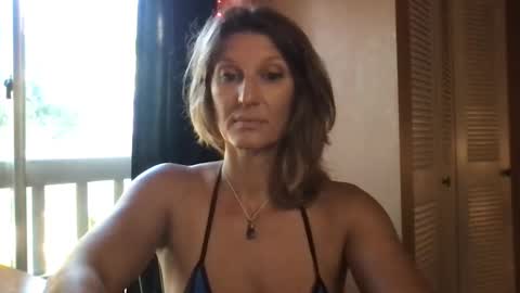 Daisy137 online show from December 21, 1:21 pm