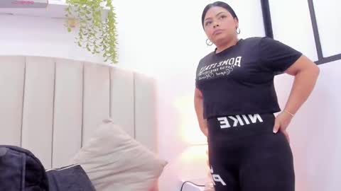 Daisy Price online show from September 12, 6:26 pm