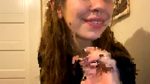 DaisyB3 online show from May 27, 6:43 am