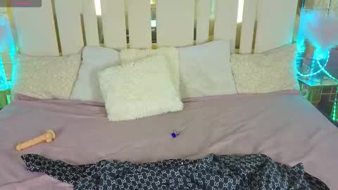 daisydelight_ online show from October 29, 1:21 am