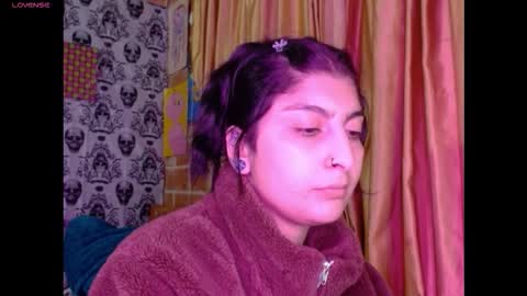    --  -- help me reach 100 hands up  online show from February 6, 2:37 am
