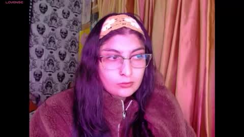    --  -- help me reach 100 hands up  online show from February 7, 3:10 am