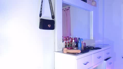 VALENTINA  online show from February 17, 8:57 am