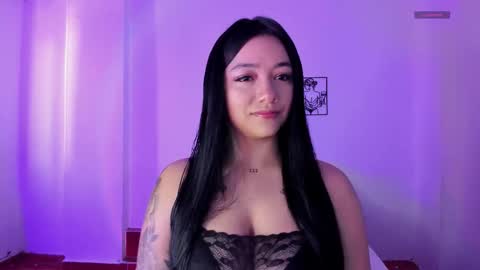 dakostelee1_ online show from February 10, 3:37 pm