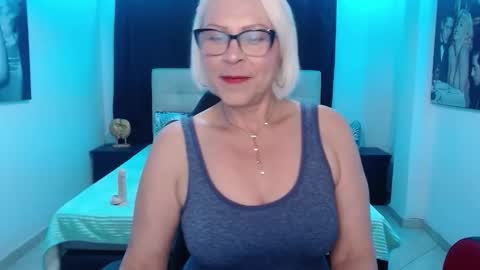 Dakota online show from October 9, 2:05 am