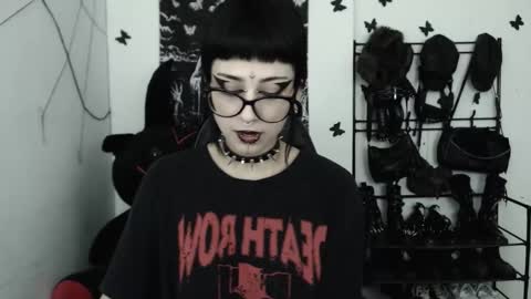 dakota online show from February 5, 3:42 am