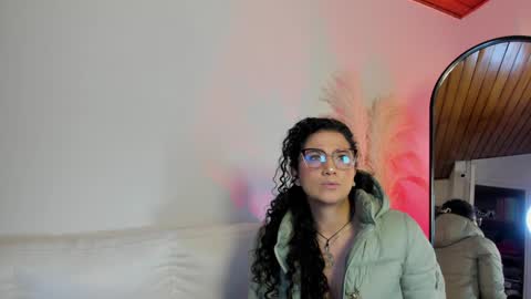 Dakota online show from February 1, 12:16 pm