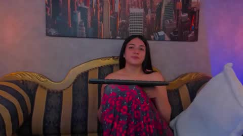 dali_collin online show from December 16, 7:09 pm