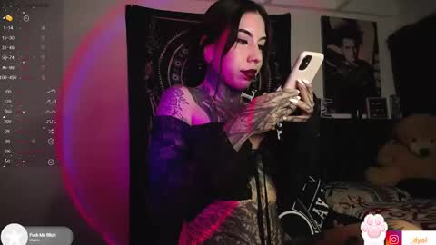 dalia_vorhees online show from March 3, 2:33 am