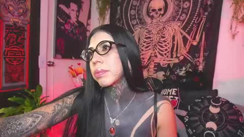 dalia_vorhees online show from June 4, 1:44 am
