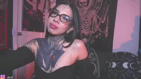 dalia_vorhees online show from January 15, 2:06 am