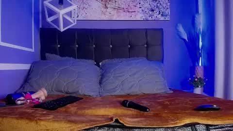 lissa online show from September 20, 12:10 am