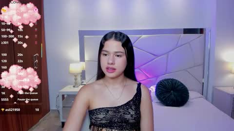 danaa_rouse online show from September 25, 8:17 pm