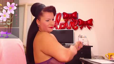 dana online show from February 27, 8:09 pm