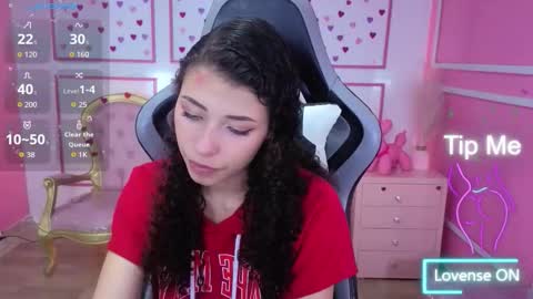 Danatella  online show from December 18, 8:02 pm