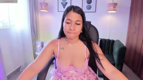 Dandara   online show from December 22, 7:06 pm