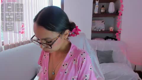 Danesa online show from May 29, 8:07 pm