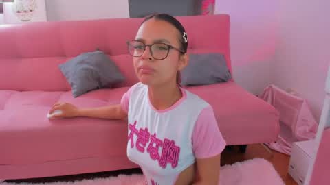 Danesa online show from April 9, 9:09 pm