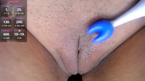 danette_deluxee online show from February 13, 8:32 pm