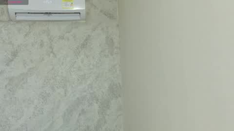 dani_lue online show from May 16, 12:04 pm