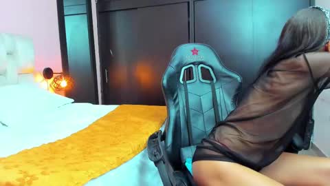 lorena online show from February 17, 7:33 pm