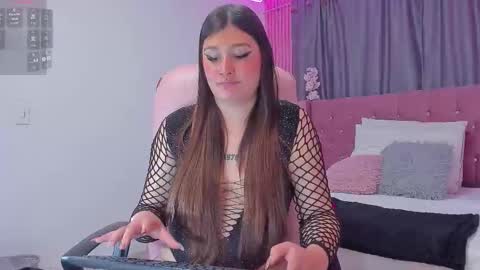 Danielle online show from September 24, 5:06 am