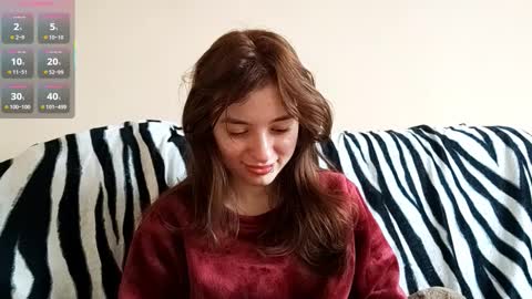 Mia online show from December 19, 8:39 am